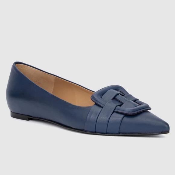 Aquatalia Shoes - Aquatalia Jelena Flats Size 9.5 New